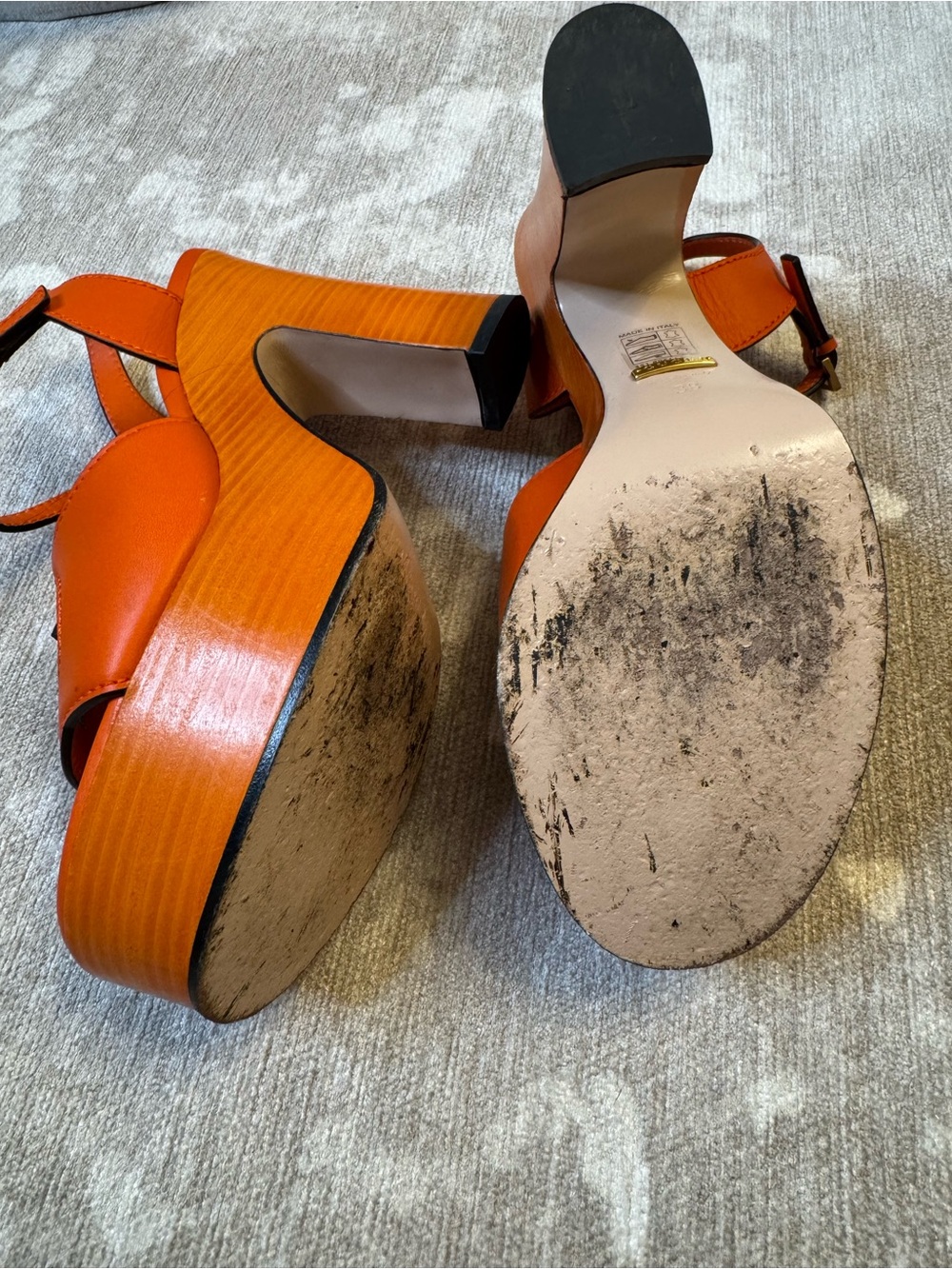 Gucci Orange Cutout GG Platform Sandals - Picture 4 of 4